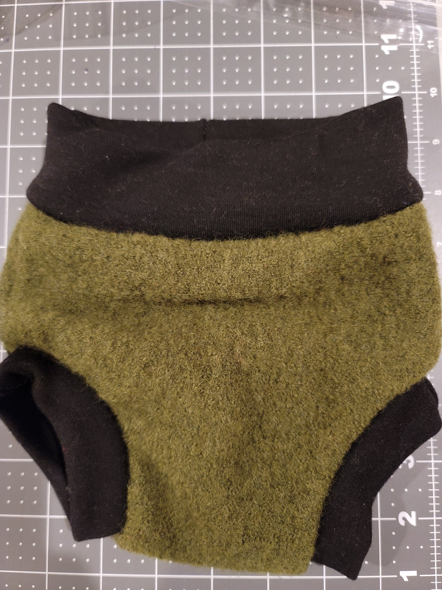 Olive Green Textured Small Wool Diaper Cover