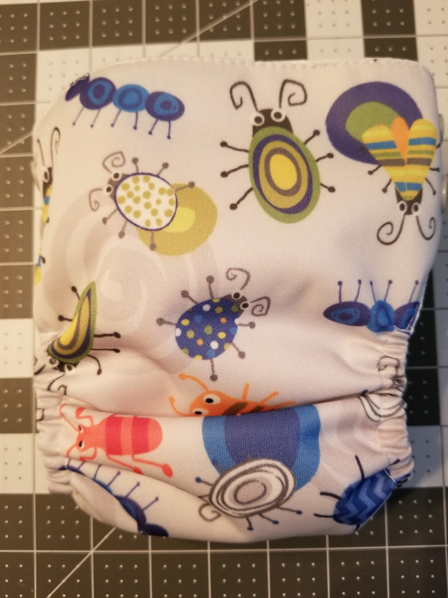 All in Two Small (9-16 lbs) Side Snap closure diapers